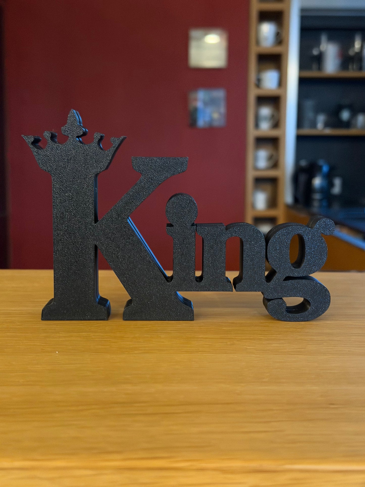 Frameless 3D Printed “King” Photo Frame with Crown – Multi-Color Desk Display Gift